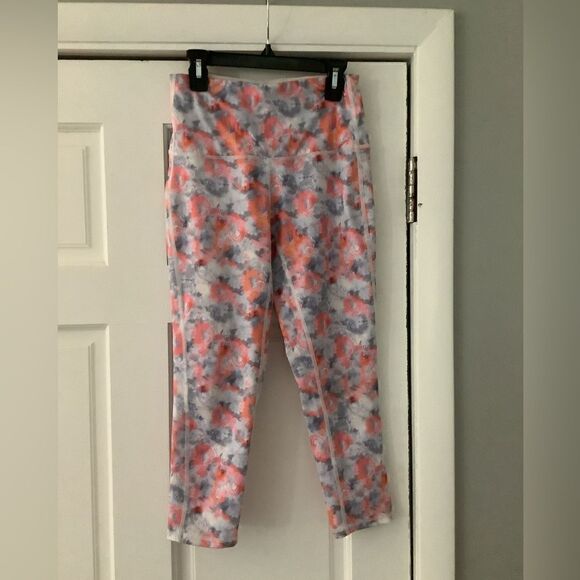 Ruby Ribbon Workout Leggings Size Small - Picture 1 of 6